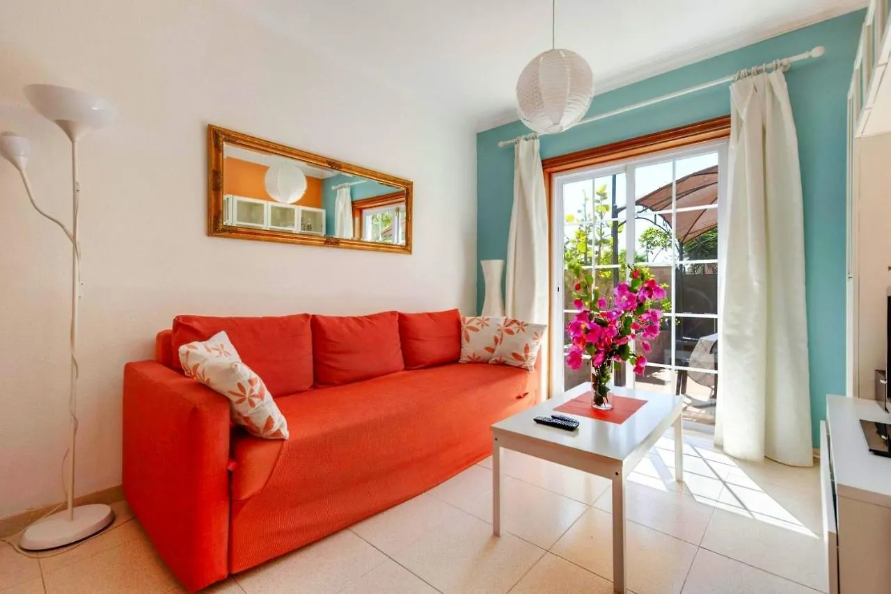 Remarkable 2-Bed House In Arona location